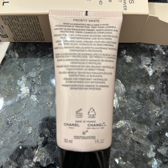 SOLD—Chanel Les Beiges Winter Glow Frosty White - Picture 2 of 4